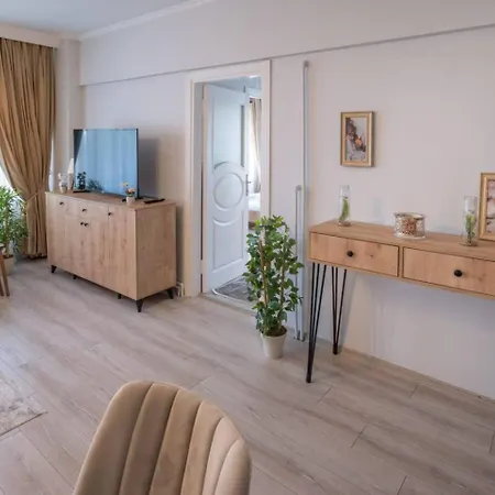 Modern 2br Apt In The Hearth Of The Apartment