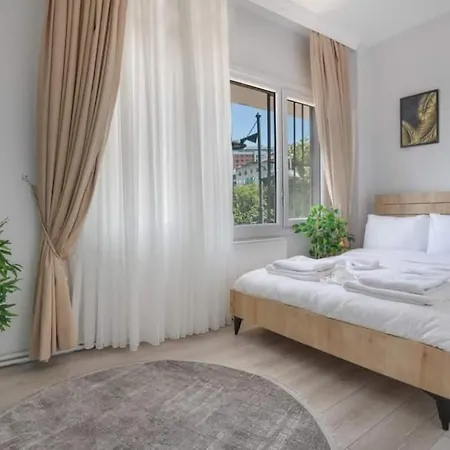 Modern 2br Apt In The Hearth Of The